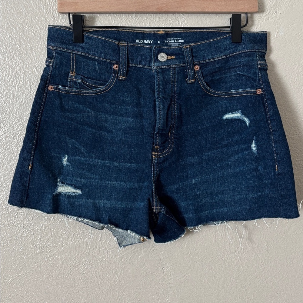 Old Navy Higher High-Waisted Button-Fly Sky-Hi A-Line Cut-Off Jean Shorts Size 8